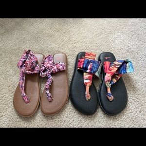 Sanuk Sandals (2pairs)